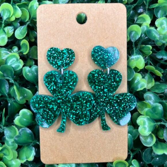 New Green 3‎ Leaf Clover Sparkle St Patricks Day Irish Dangle Earrings Shamrock - Picture 1 of 3